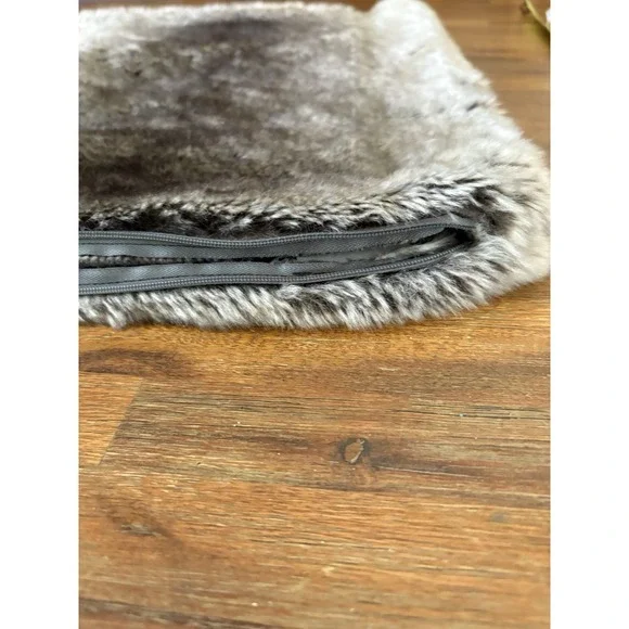 Restoration Hardware Faux Fur Pillow Cover Soft Plush RH Rectangular 26.5" X 15" - Picture 9 of 13